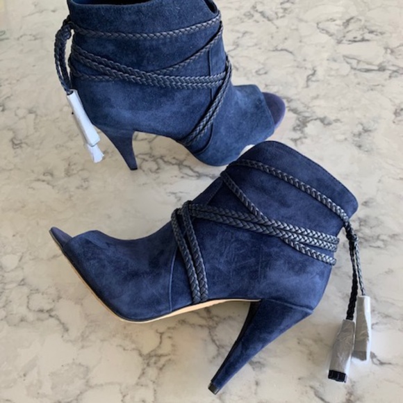 Vince Camuto Shoes - Vince Camuto NWT Women's Suede Peep Toe Booties